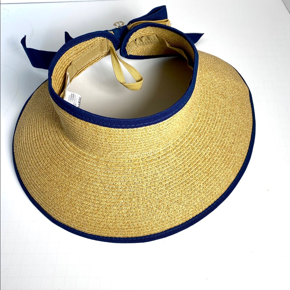 Straw Hat with Open Top